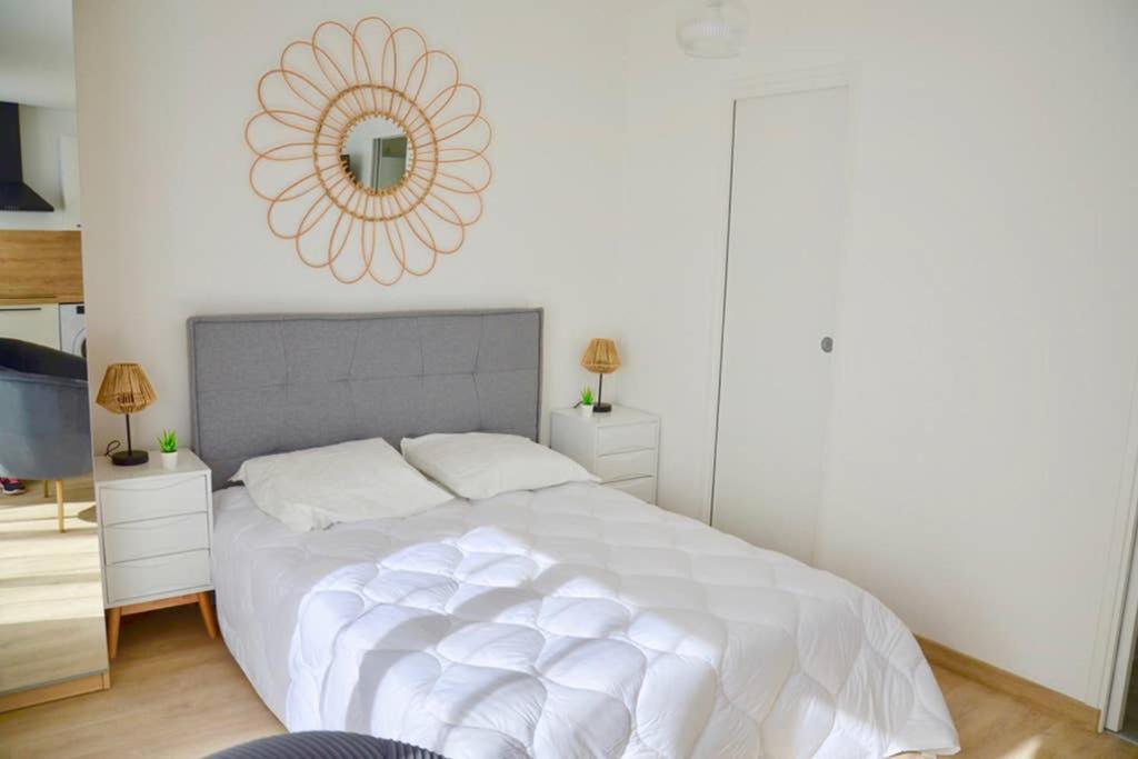 Dolmen Adrien 5 Apartment Tours Bagian luar foto
